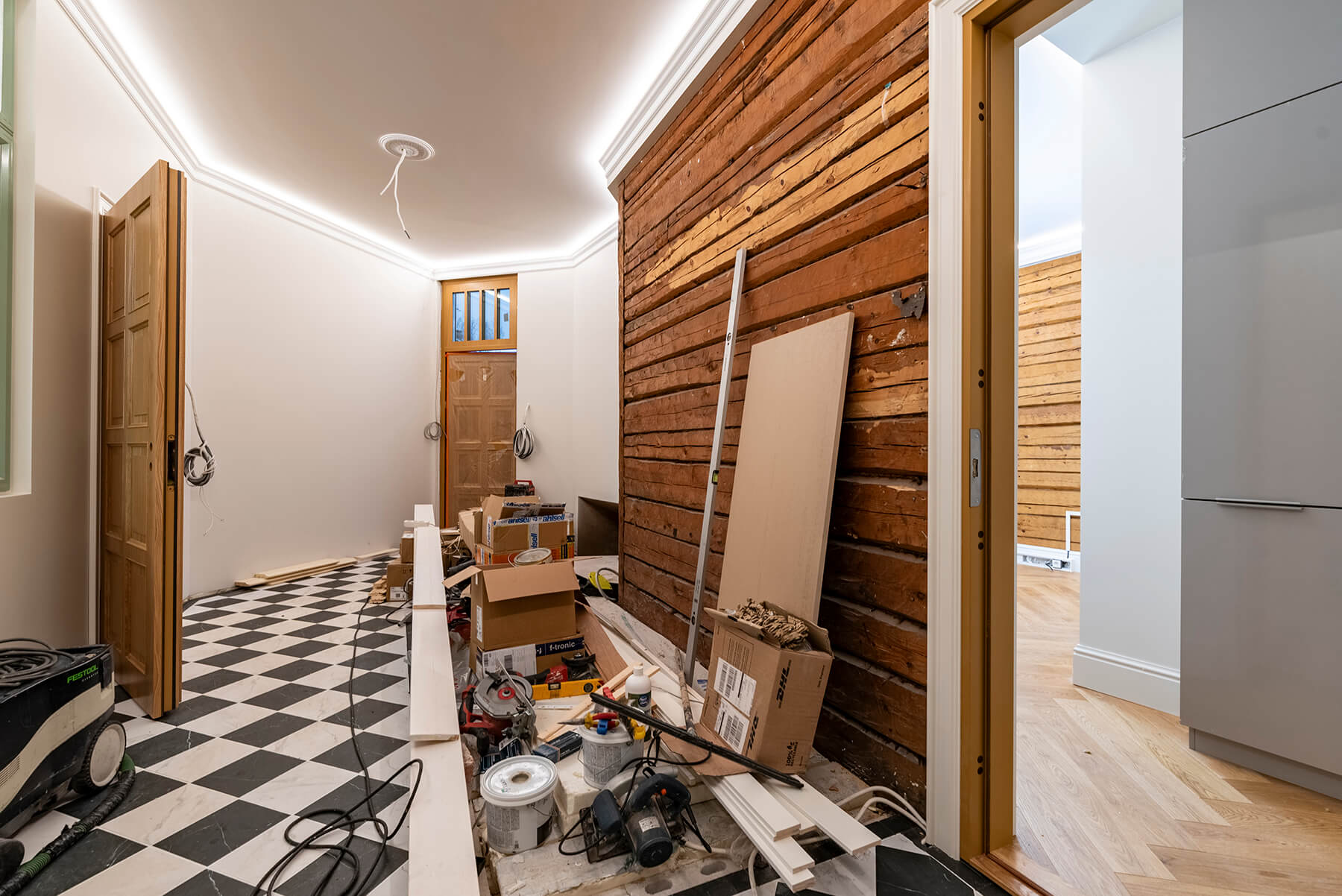 Rakennus loikkaa 100 vuotta ajassa eteenpäin