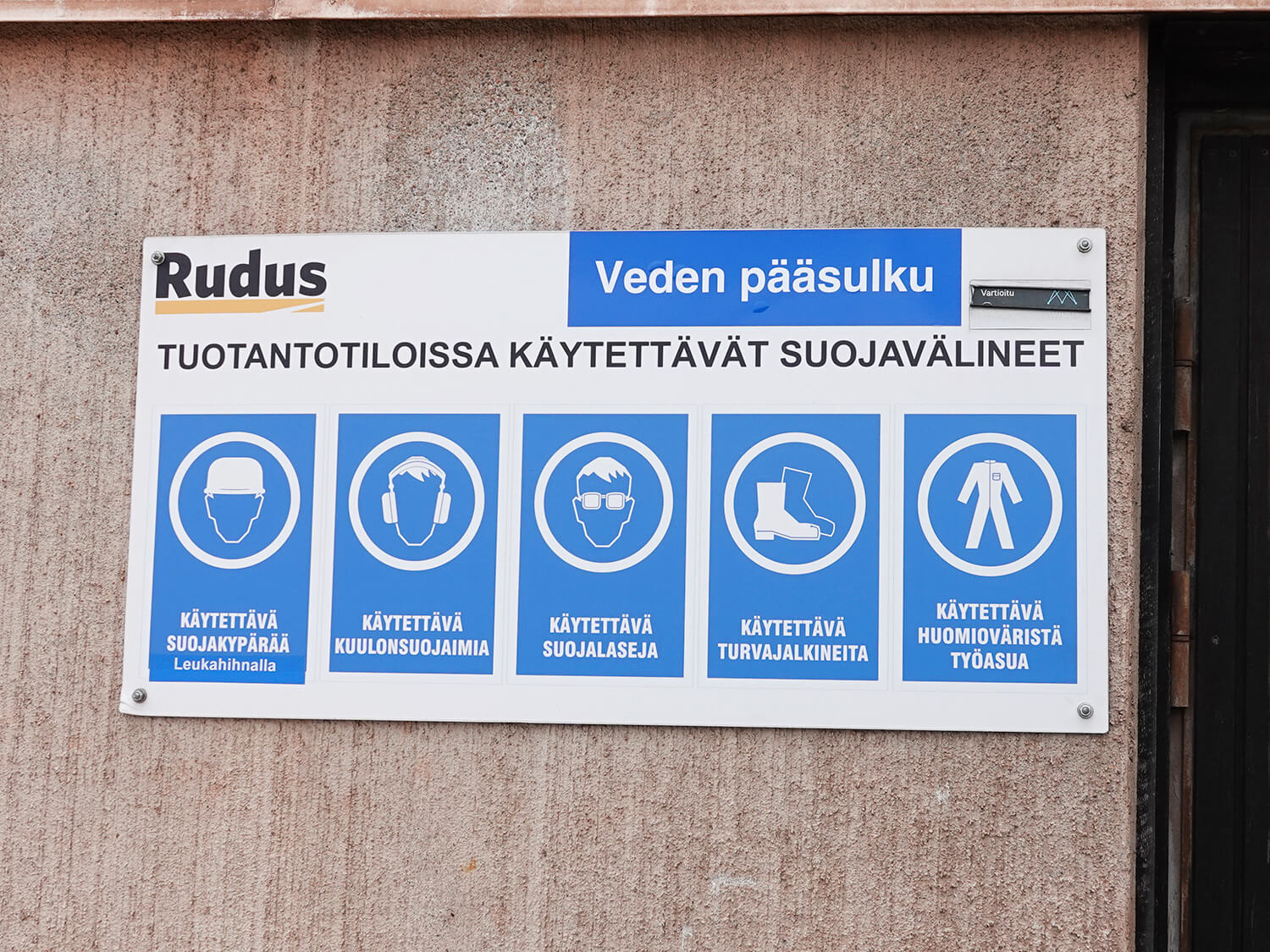 Palkinto työturvallisuuden pitkäjänteiselle kehittämiselle