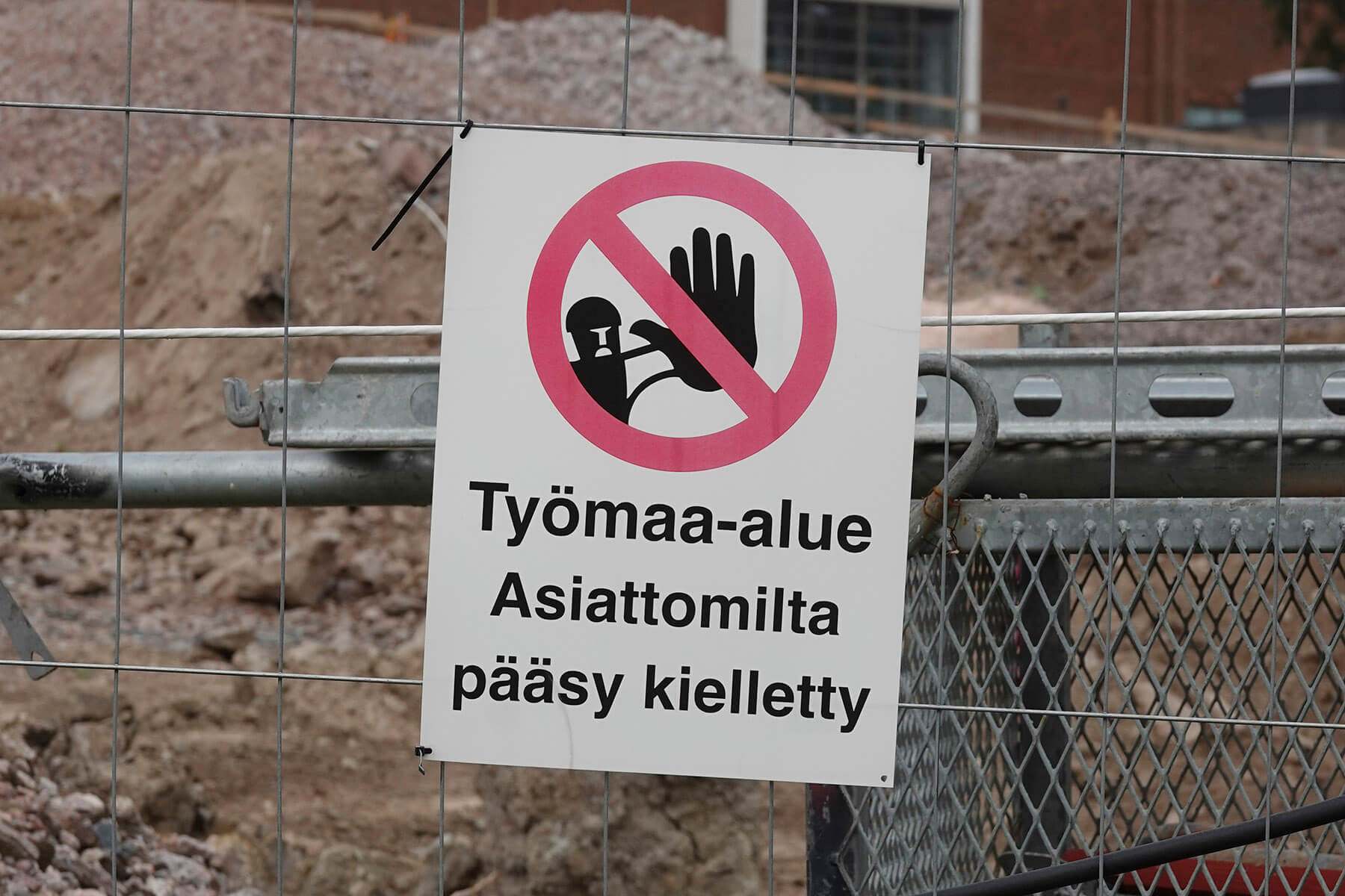 Kesätöiden tarjonta rakennusalalla jatkui hyvin heikkona myös kesällä 2026